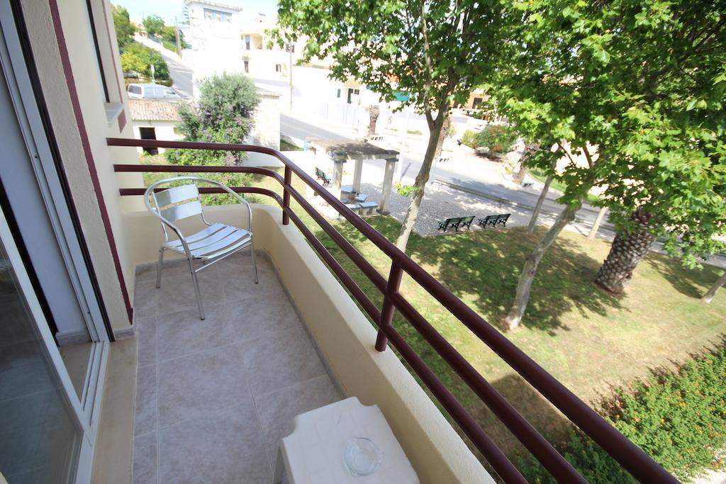Hospedaria Buganvilia Alvor Cameră foto